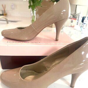 Bandolino Tan  Leather Heels